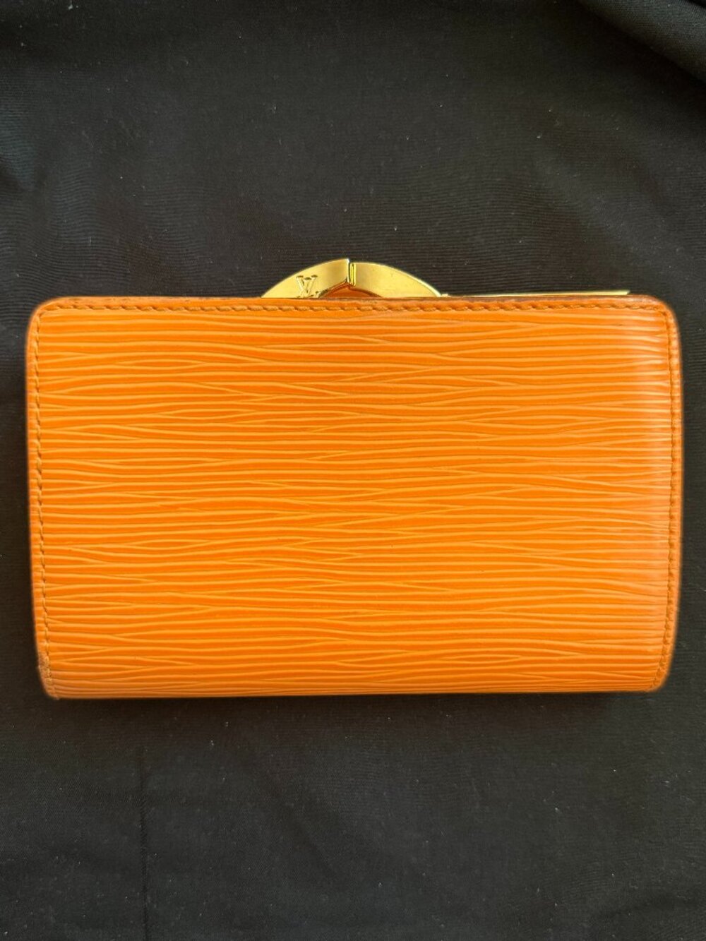 Louis Vuitton Epi Orange Kiss Lock Wallet